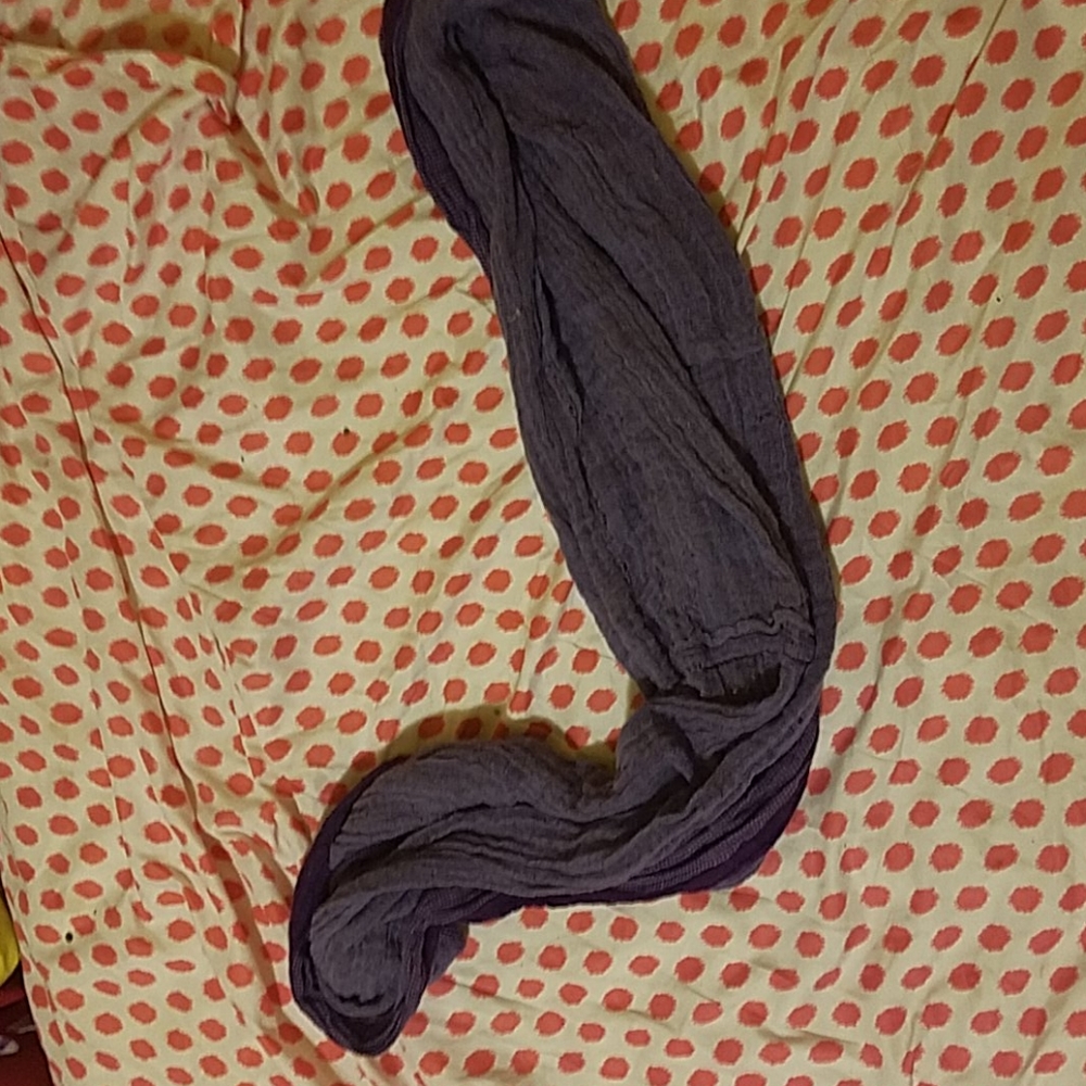 Scarf - Picture 2 of 3